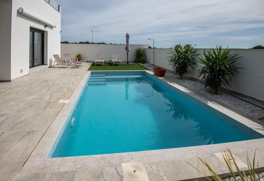 Nouvelle construction - detached - Pinar de Campoverde