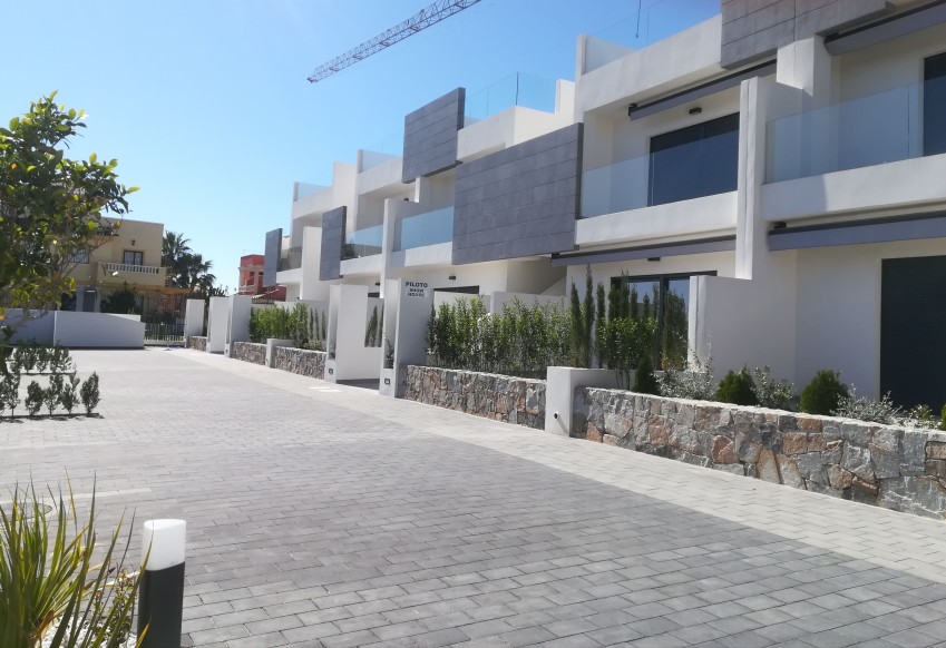 Nouvelle construction - low-bungalow - Torrevieja