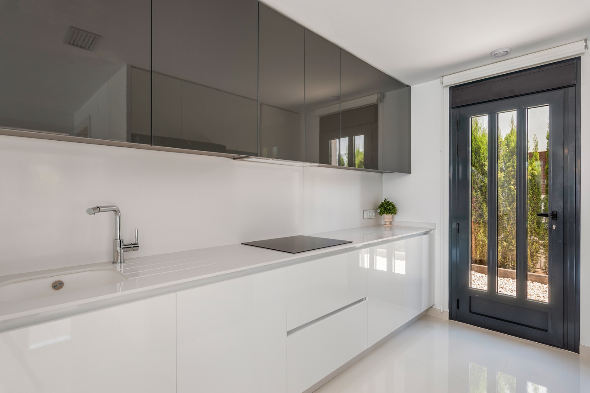 Новое здание - detached - Playa Paraiso