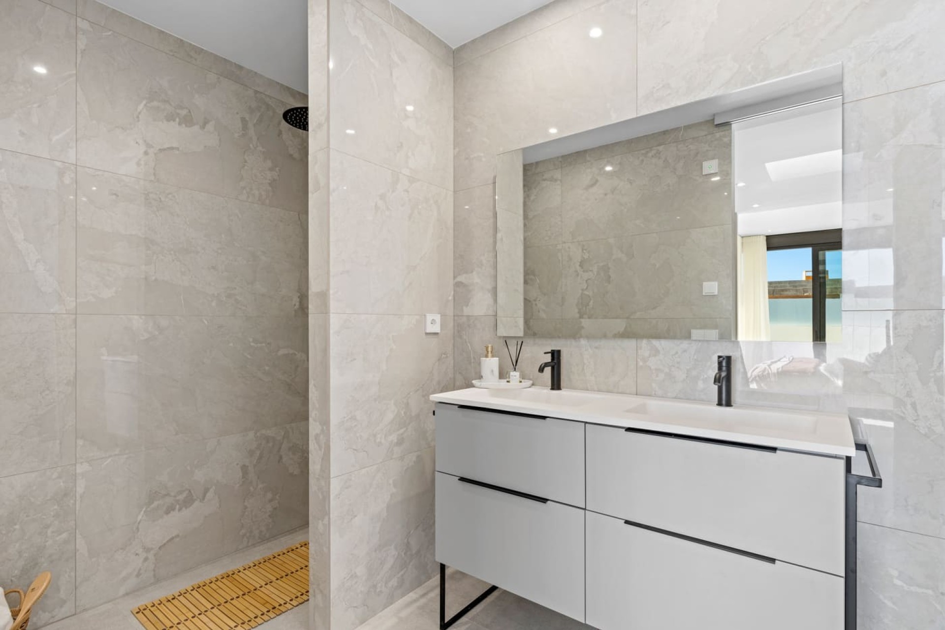 Новое здание - detached - Polop