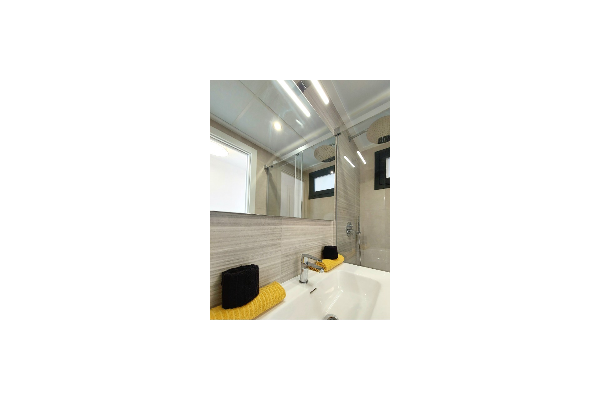 Новое здание - ground-floor - San Miguel de Salinas