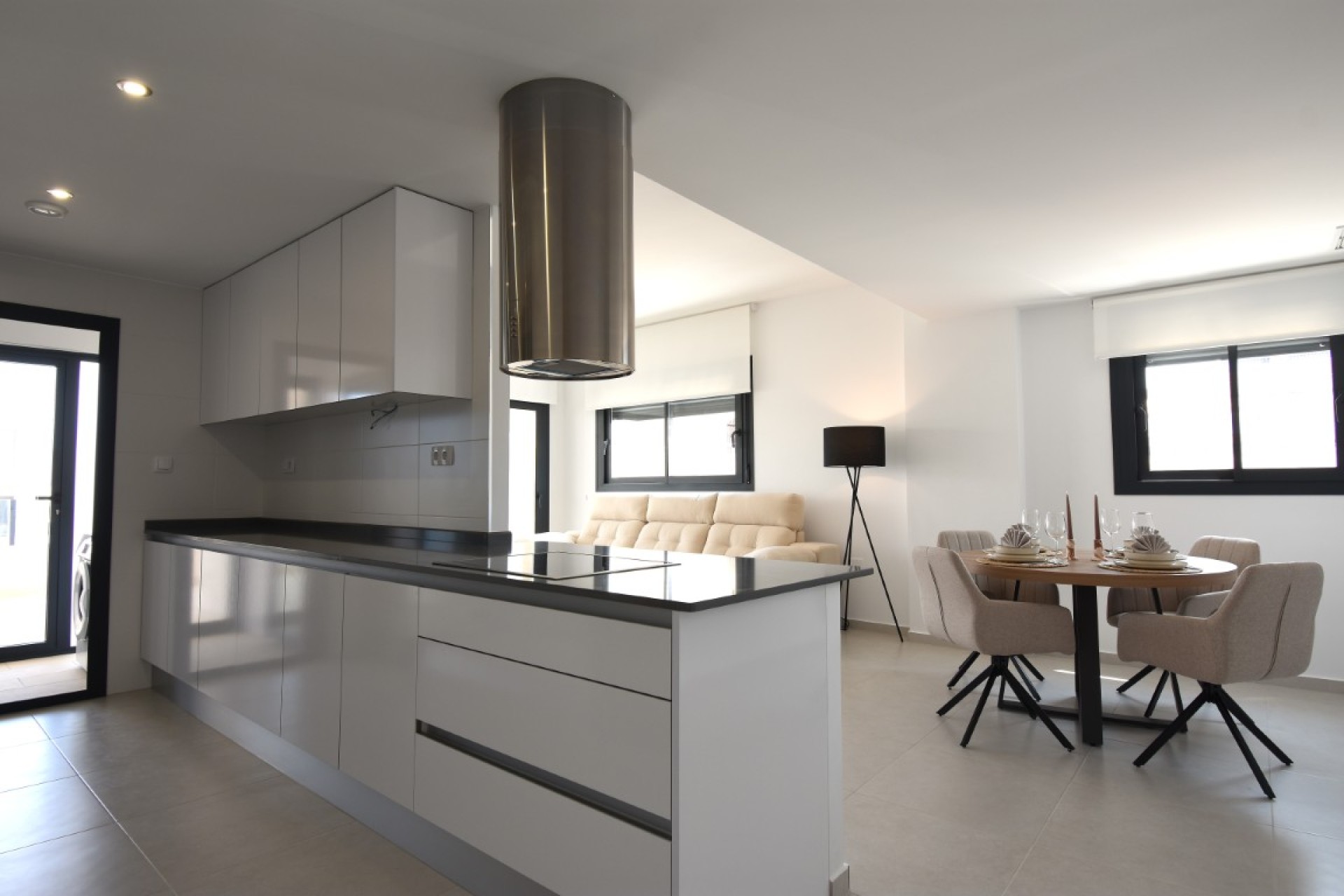 Новое здание - ground-floor - San Miguel de Salinas