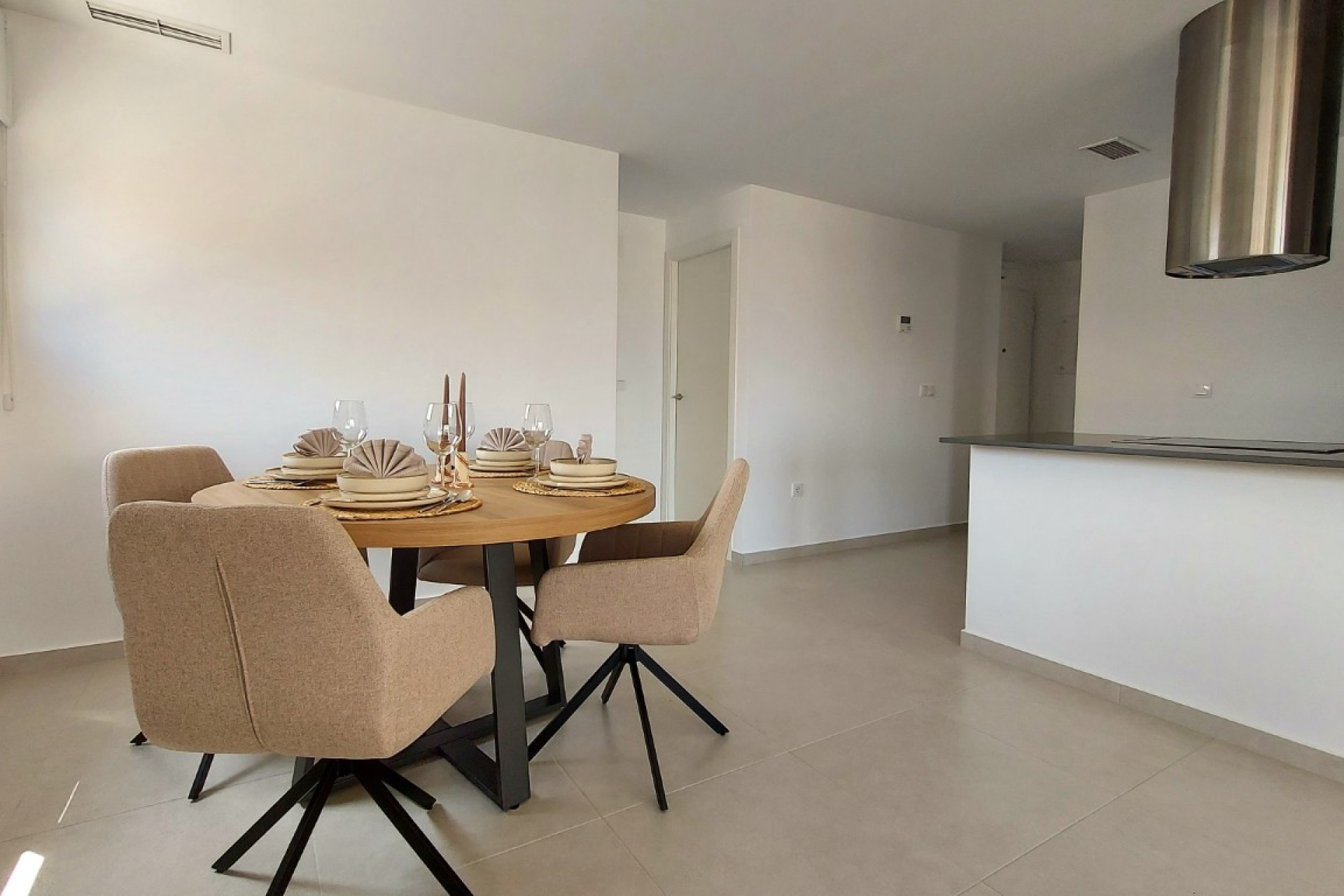 Новое здание - ground-floor - San Miguel de Salinas