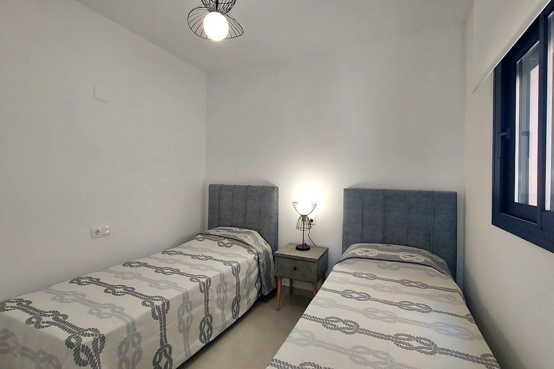 Новое здание - ground-floor - San Miguel de Salinas