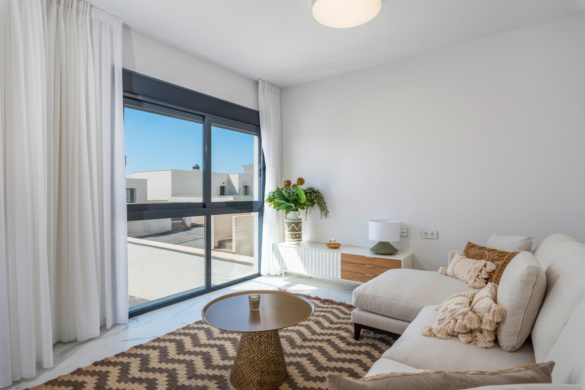 Новое здание - low-bungalow - San Miguel de Salinas