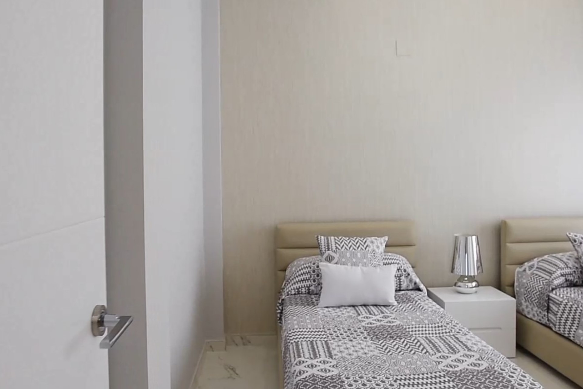 Nowy budynek - detached - Orihuela