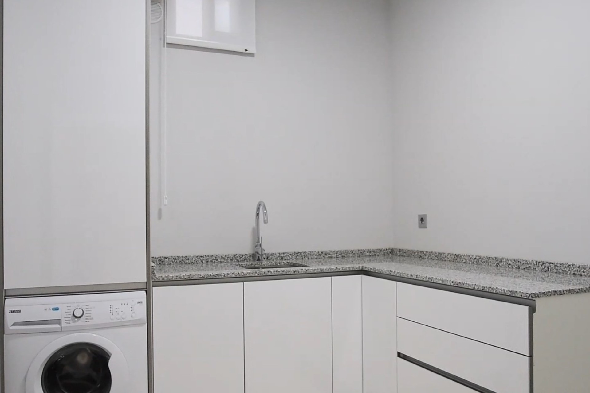 Nowy budynek - detached - Orihuela