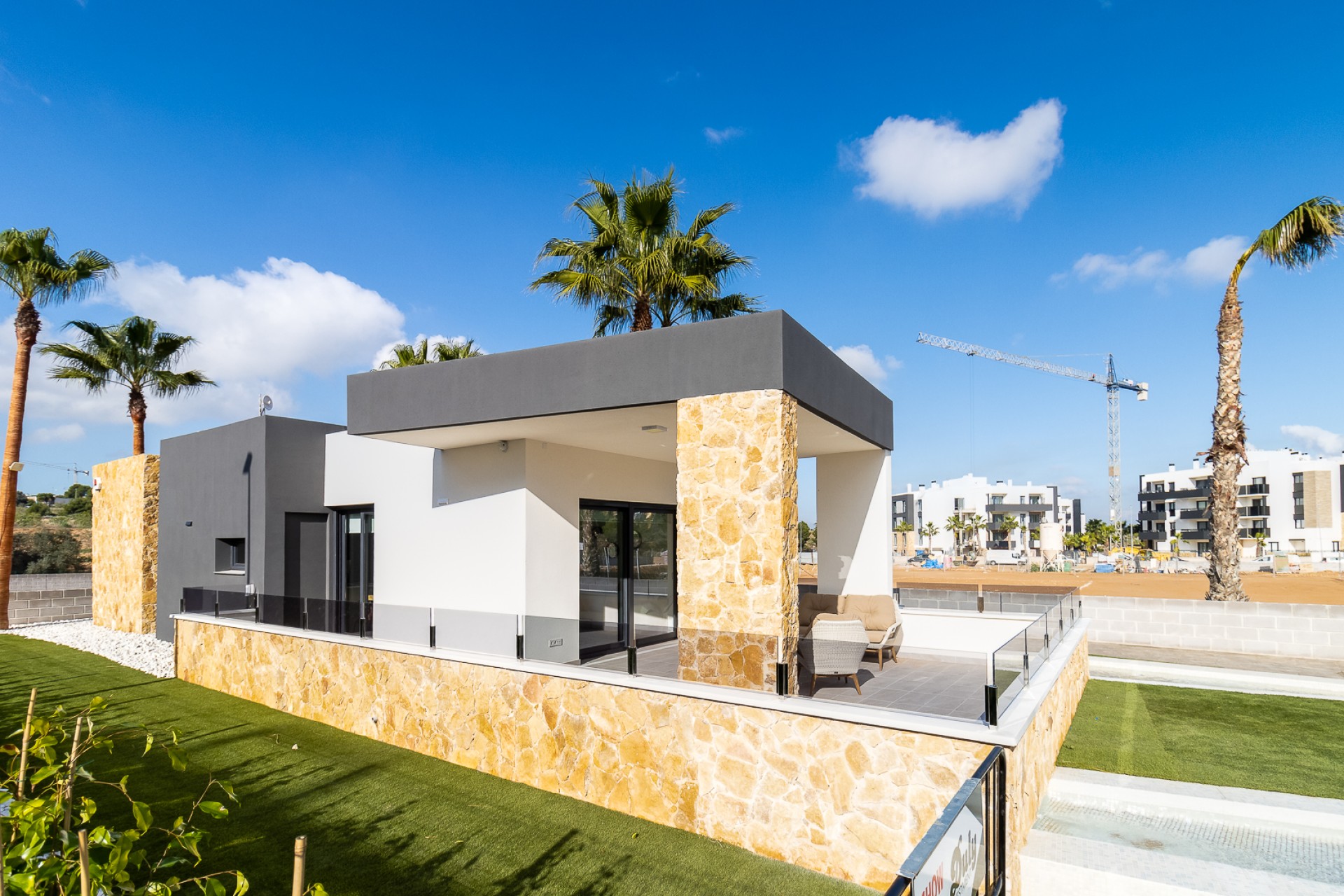 Nowy budynek - ground-floor - Torrevieja
