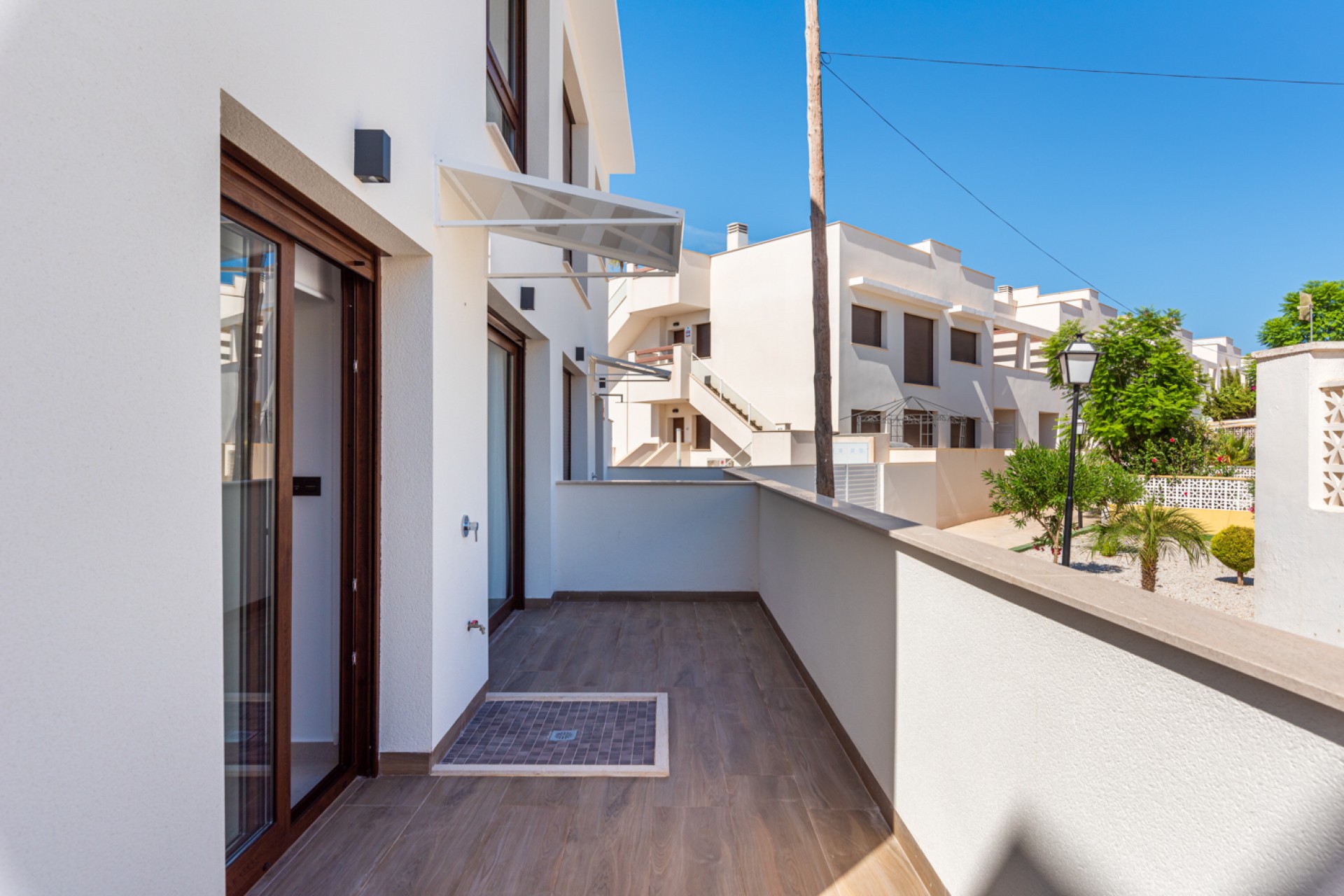 Nowy budynek - low-bungalow - Torrevieja