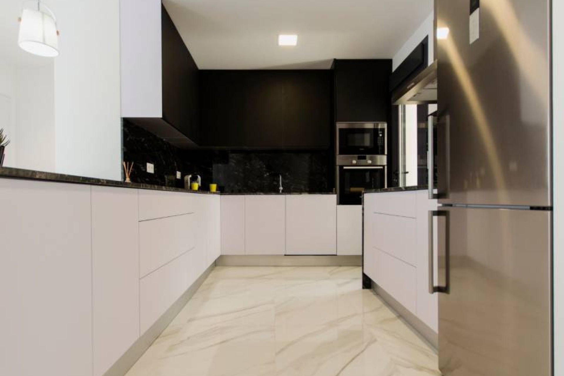 Nowy budynek - Villa - Orihuela