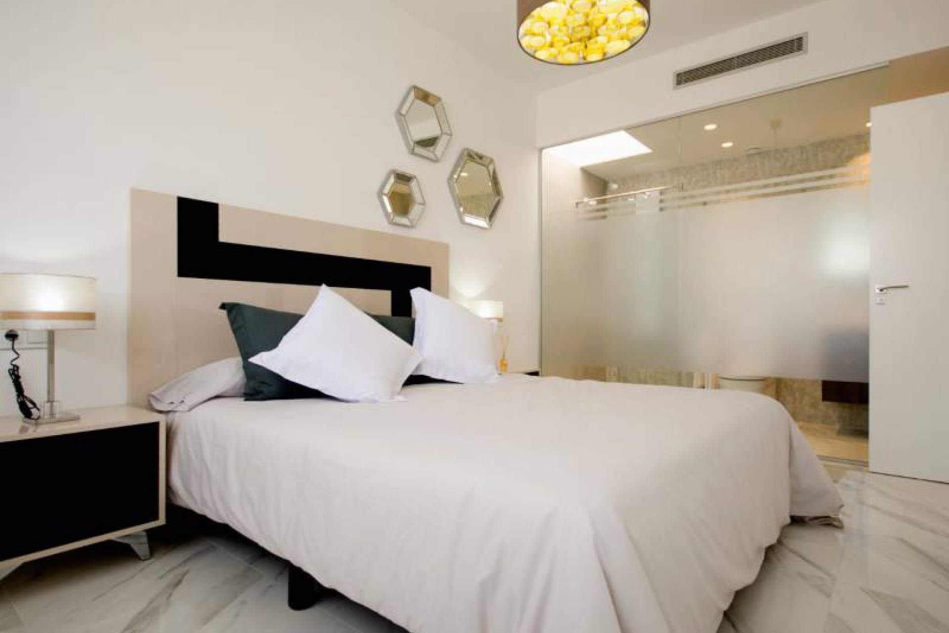 Nowy budynek - Villa - Orihuela