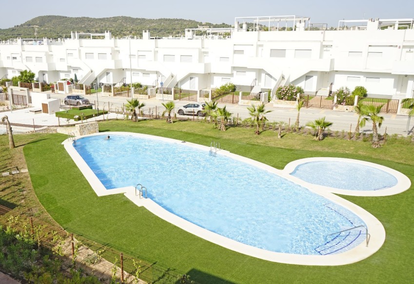 Obra nueva - high-bungalow - None