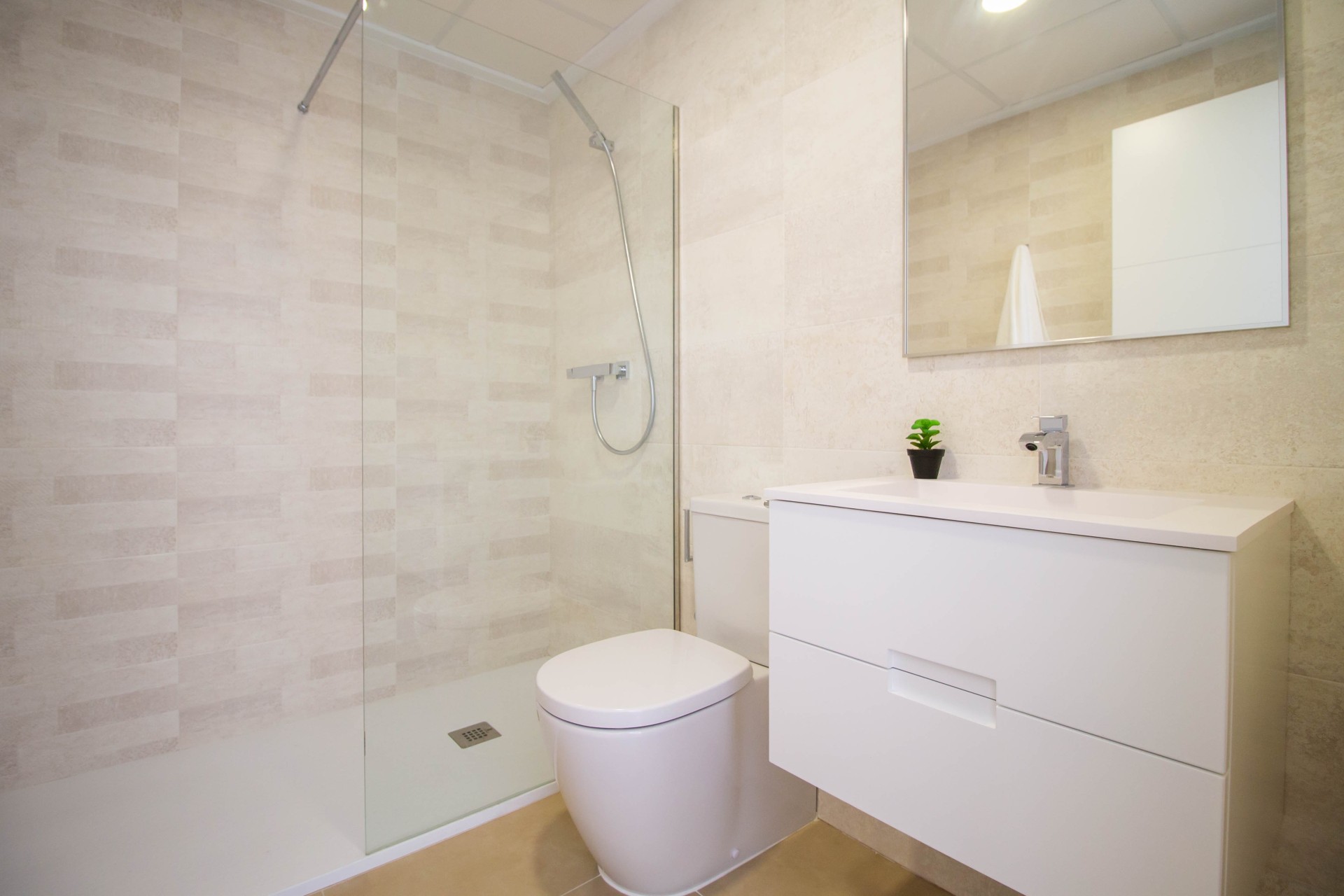 Obra nueva - high-bungalow - None