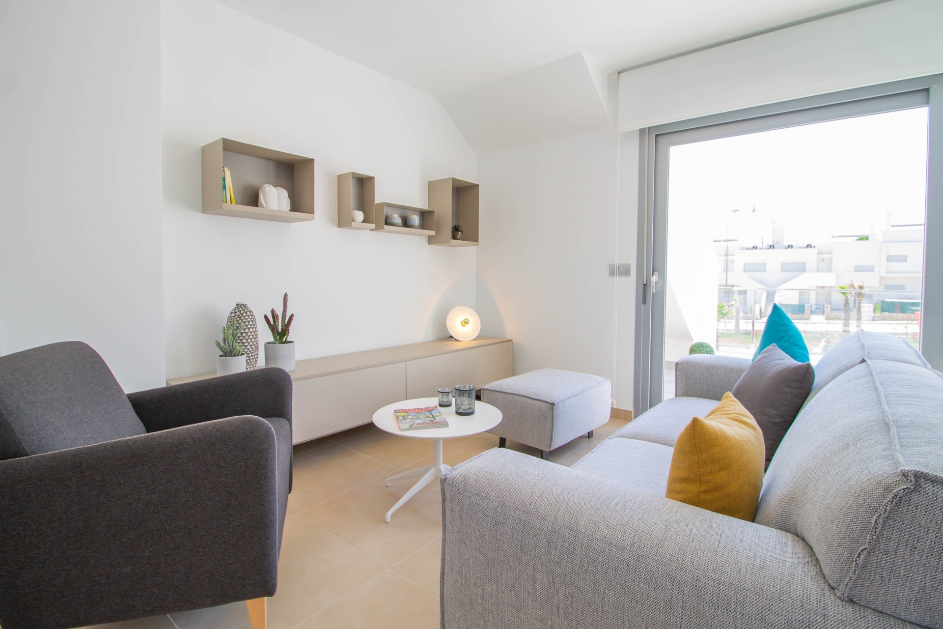 Obra nueva - high-bungalow - None