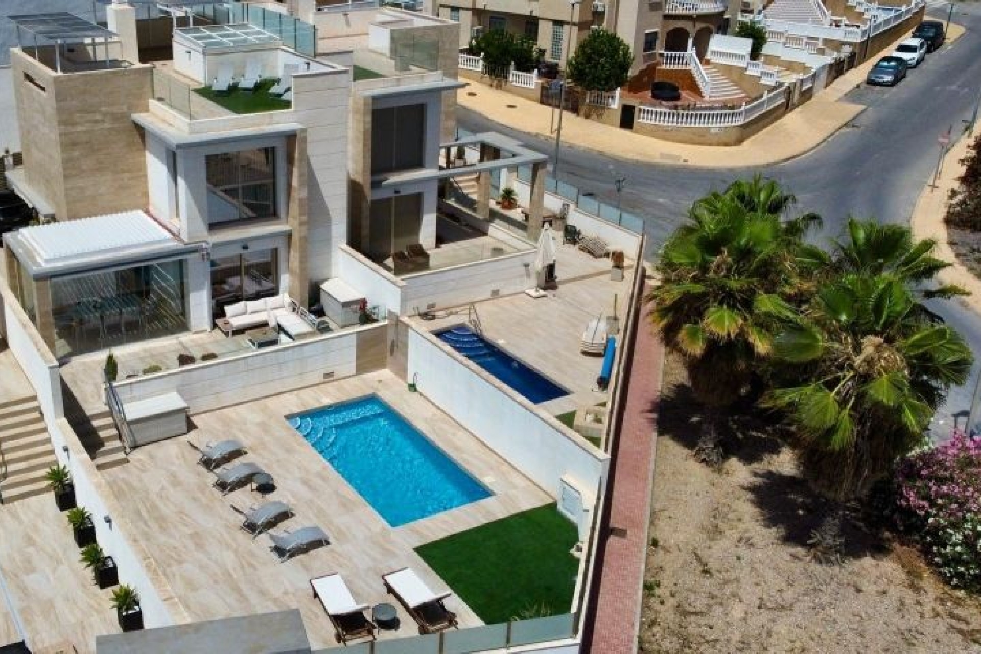 Odsprzedaż - Villa - Orihuela Costa