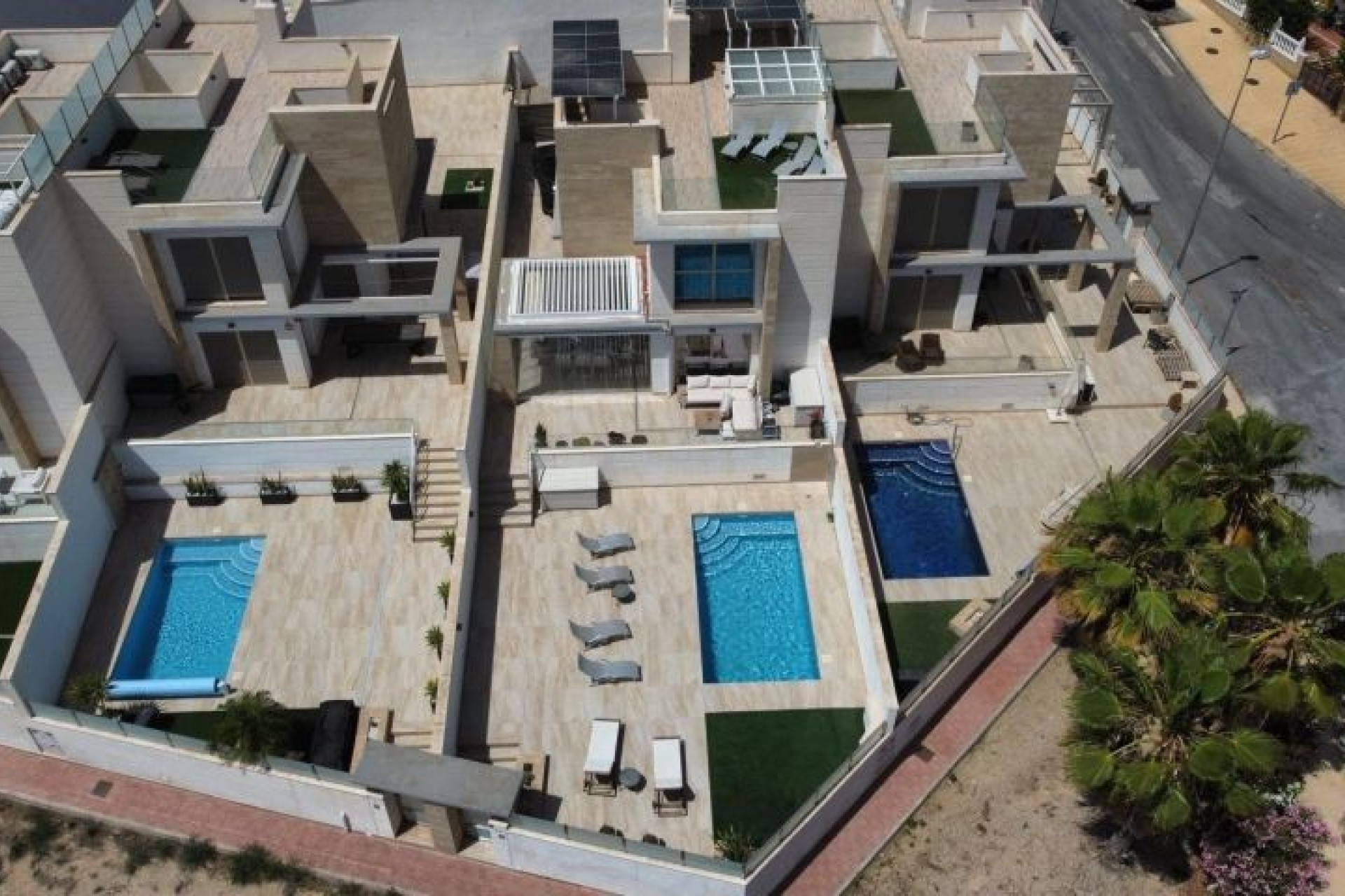Перепродажа - Villa - Orihuela Costa