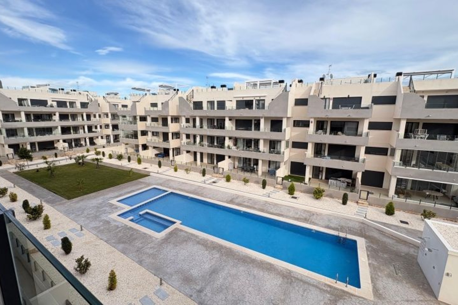 Resale - apartment - Orihuela Costa
