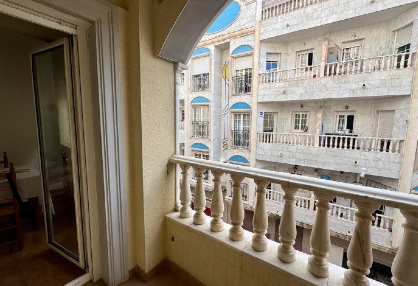 Resale - apartment - Torrevieja
