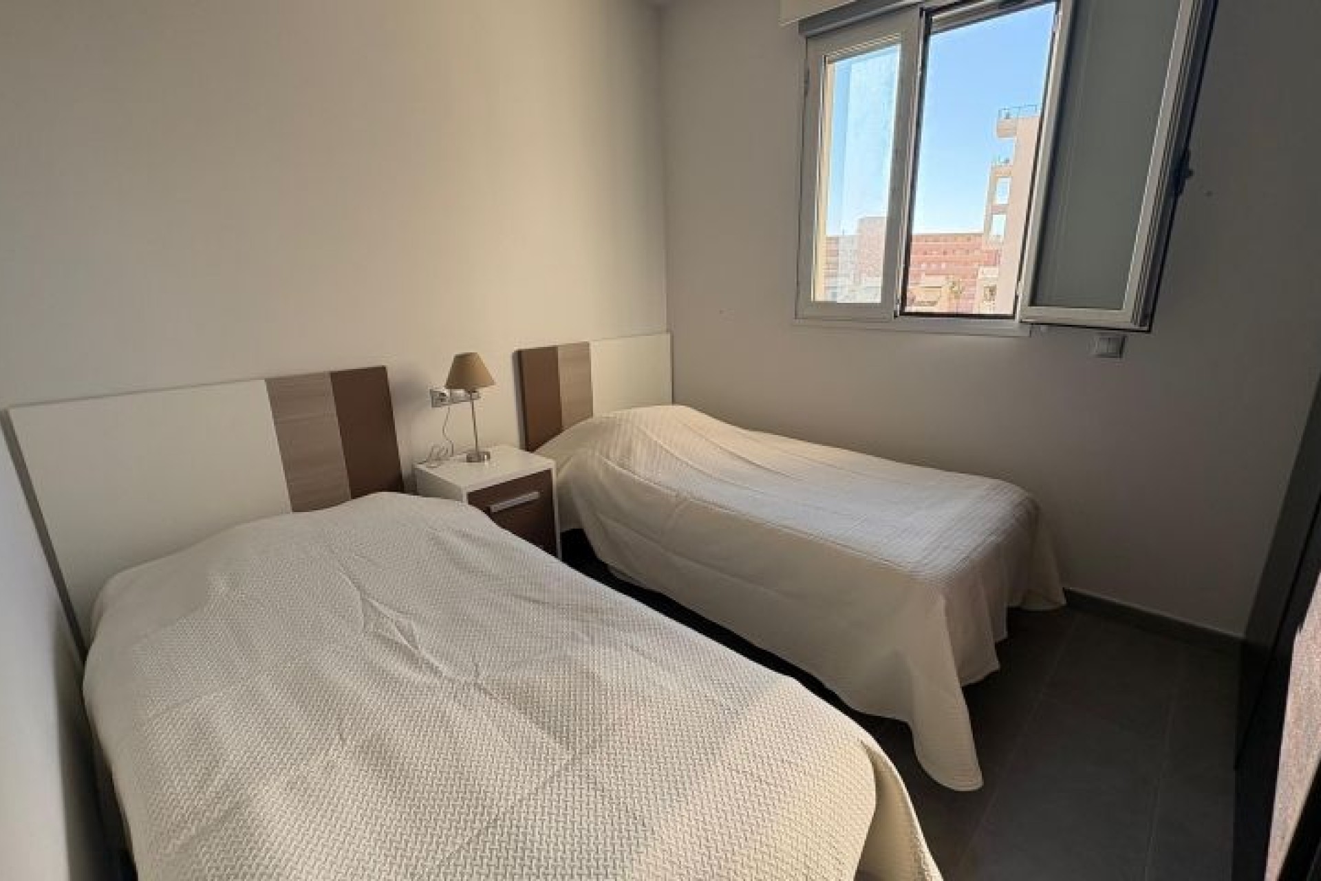 Revente - apartment - Torrevieja