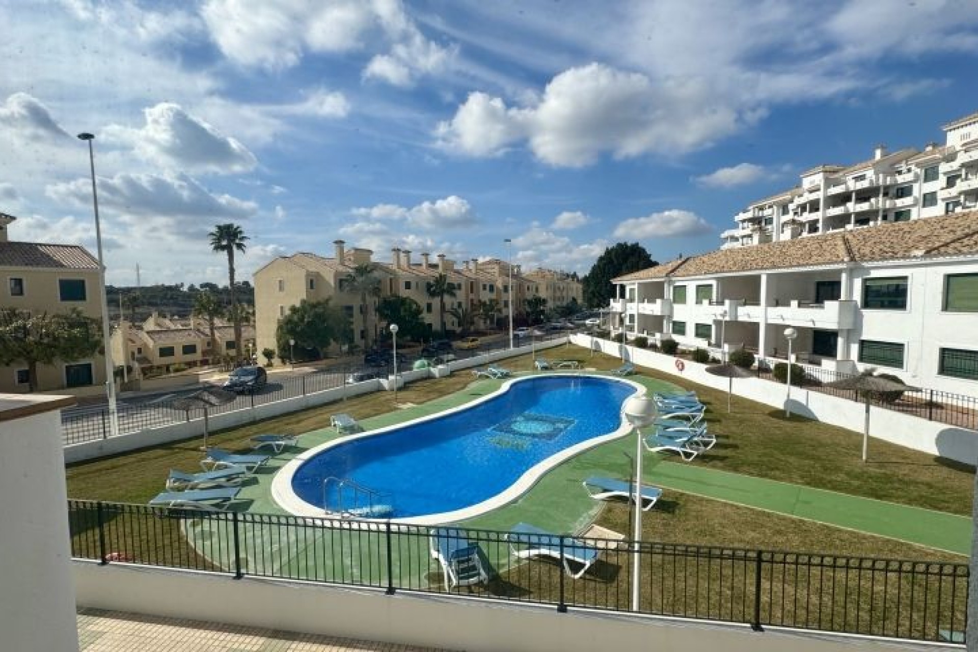 Videresalg - apartment - Orihuela Costa