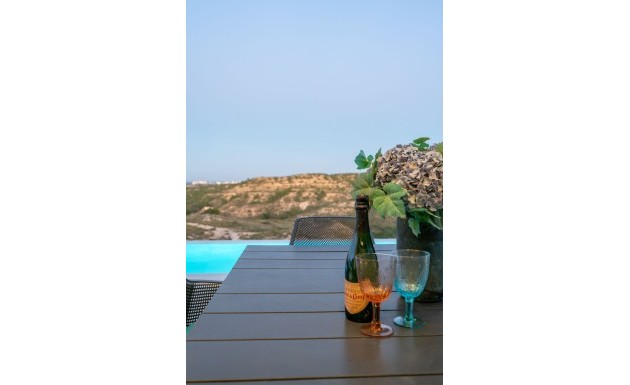 Obra nueva - Villa - Rojales