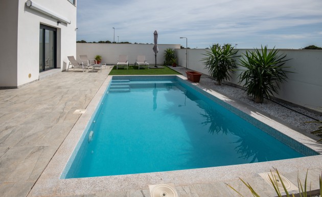 Nouvelle construction - detached - Pinar de Campoverde