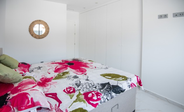 Nouvelle construction - detached - Pinar de Campoverde