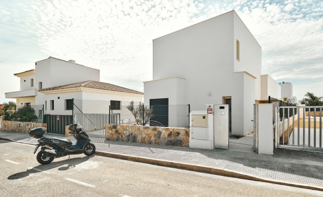 Новое здание - detached - Los Montesinos