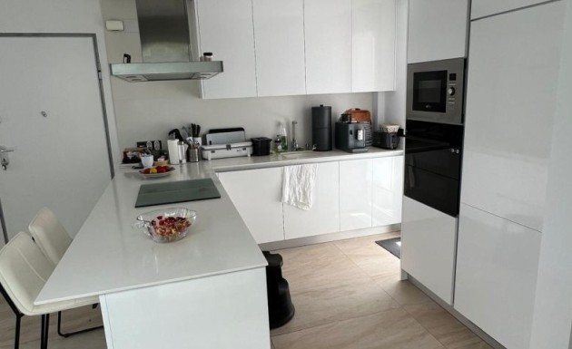 Перепродажа - Villa - Orihuela Costa