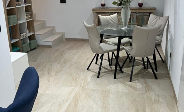Перепродажа - Villa - Orihuela Costa