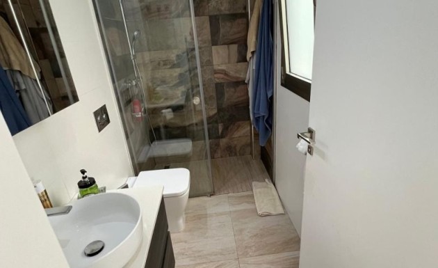 Перепродажа - Villa - Orihuela Costa