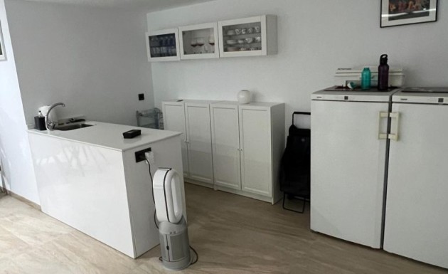 Перепродажа - Villa - Orihuela Costa
