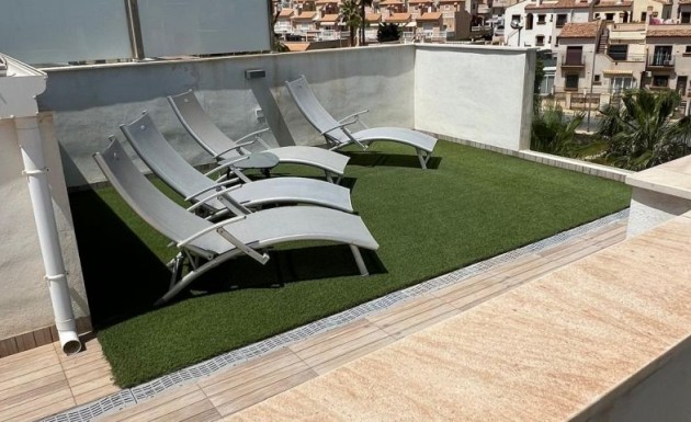 Перепродажа - Villa - Orihuela Costa