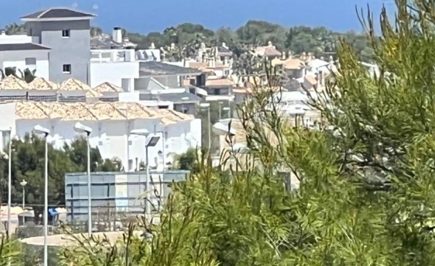 Перепродажа - Villa - Orihuela Costa