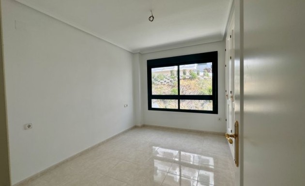 Videresalg - apartment - Orihuela Costa