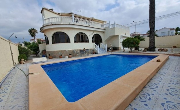 Videresalg - Villa - Ciudad Quesada