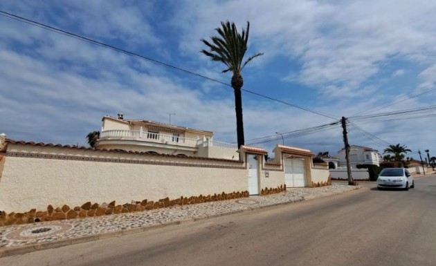 Videresalg - Villa - Ciudad Quesada