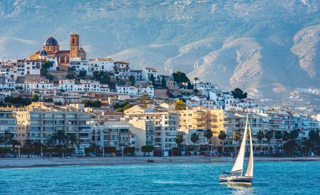 Новое здание - Villa - Altea