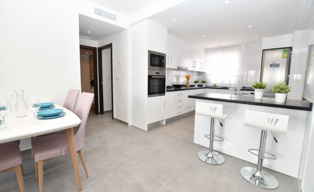 Nowy budynek - high-bungalow - San Miguel de Salinas