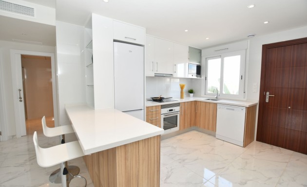 Nowy budynek - high-bungalow - San Miguel de Salinas