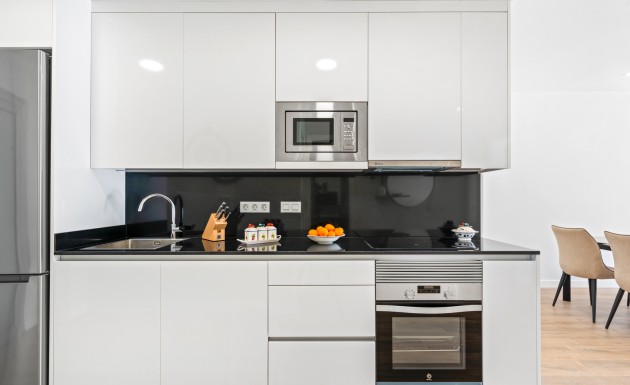 Nowy budynek - Daszek - Orihuela