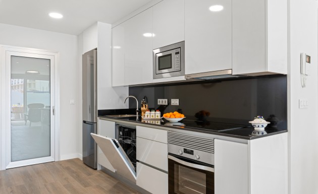 Nowy budynek - Daszek - Orihuela