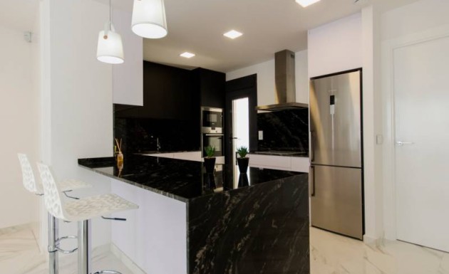 Nowy budynek - Villa - Orihuela