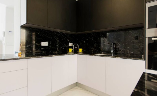 Nowy budynek - Villa - Orihuela