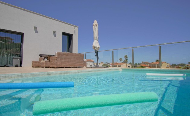 Resale - Villa - Benitachell - Begonias