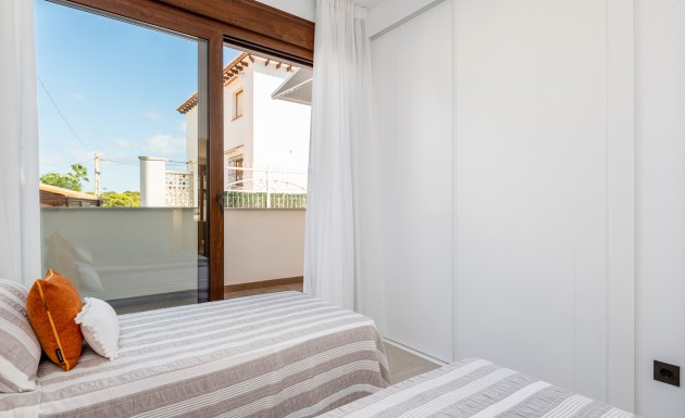 Nowy budynek - low-bungalow - Torrevieja