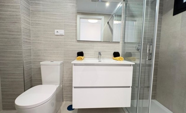 Resale - apartment - Orihuela Costa