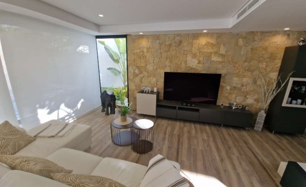 Resale - Villa - Monforte del Cid - Font del Llop