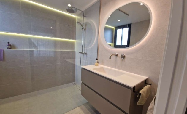 Resale - Villa - Monforte del Cid - Font del Llop