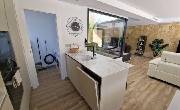 Resale - Villa - Monforte del Cid - Font del Llop